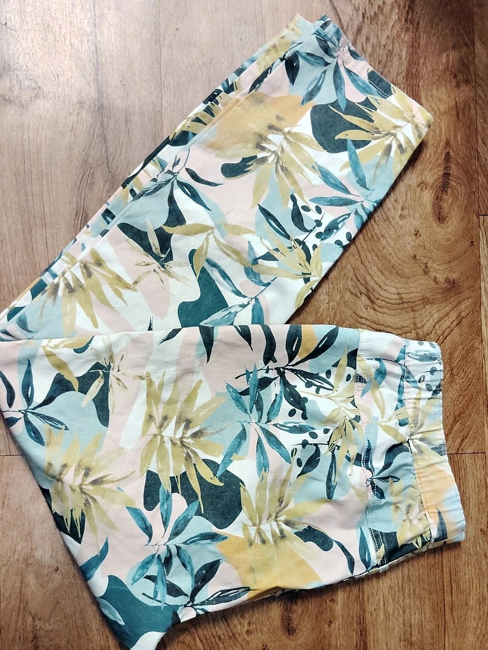 Charlie B Floral Pants n Blue & Yellow Size Large